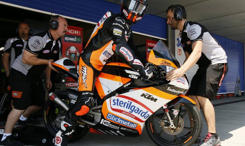 ARÓN ACABA QUINTO EN EL PRIMER DÍA DEL GP DE ESPAÑA EN JEREZ