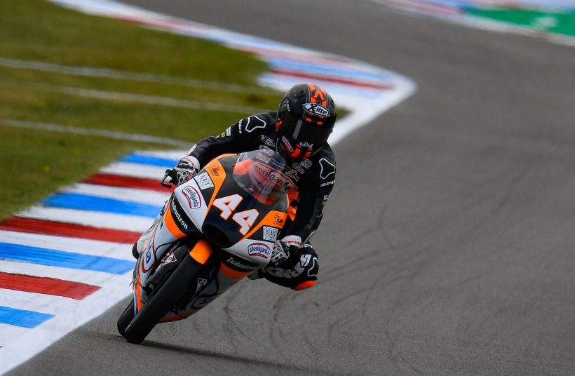 EL MOTUL TT ASSEN COMIENZA COMPLICADO PARA ARÓN