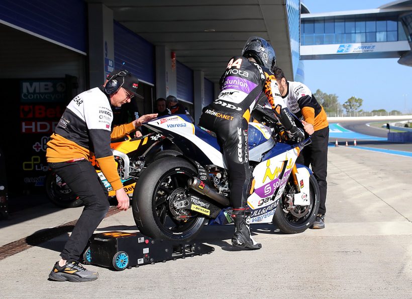 ARÓN CONCLUYE EL TEST IRTA DE JEREZ CON EL QUINTO MEJOR TIEMPO