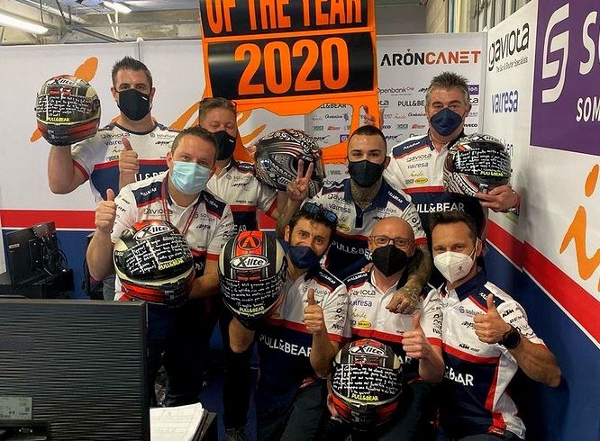 ARÓN CONCLUYE LA TEMPORADA COMO ‘ROOKIE DEL AÑO’ DE MOTO2™