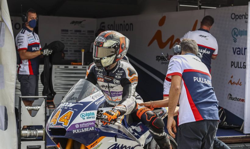 ARÓN SE VA DE ASSEN ‘EN BLANCO’, CAÍDA A CINCO VUELTAS DEL FINAL