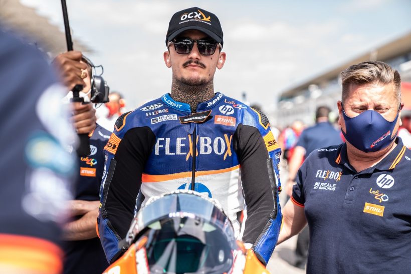 FIASCO DE ARÓN EN EL AMERICASGP, SE CAE CUANDO IBA LÍDER EN SOLITARIO