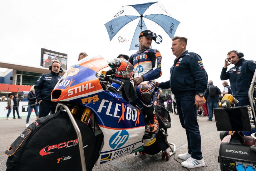 ARÓN SE VA DE PORTIMÃO CON OTRO CERO Y EL BRAZO ROTO ARÓN SE VA DE PORTIMÃO CON OTRO CERO Y EL BRAZO ROTO