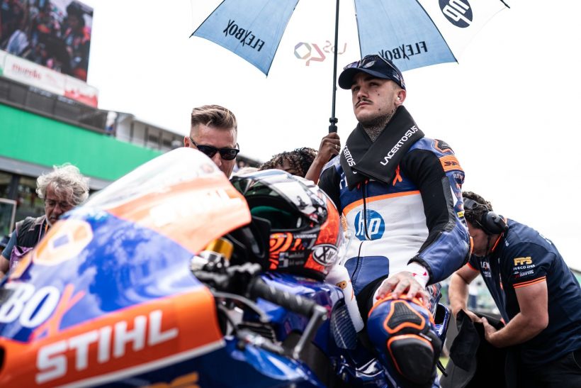 ARÓN SE MARCHA DEL MUGELLO SIN SUMAR PUNTOS