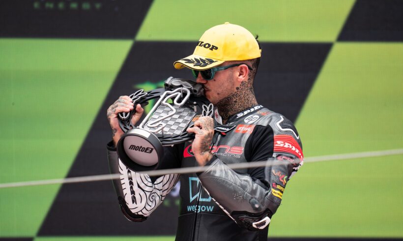 PODIO PARA ARÓN EN EL #CATALANGP, DE NUEVO SEGUNDO, SE RESISTE LA VICTORIA DE MOTO2™