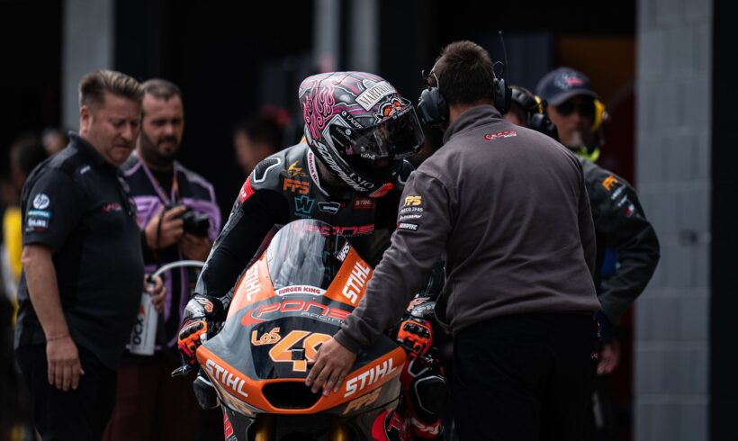 PRIMERA FILA DE PARRILLA, ARÓN SEGUNDO DE LA Q2 DE MOTO2™ DEL #AUSTRALIANGP