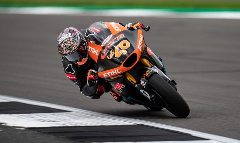 ARÓN CONSIGUE EL TERCER MEJOR CRONO DE MOTO2™ EN EL SILVERSTONE MOTO2™&MOTO3™ OFFICIAL TEST