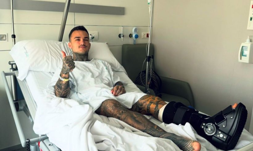 ARÓN PASA POR QUIRÓFANO EN BARCELONA