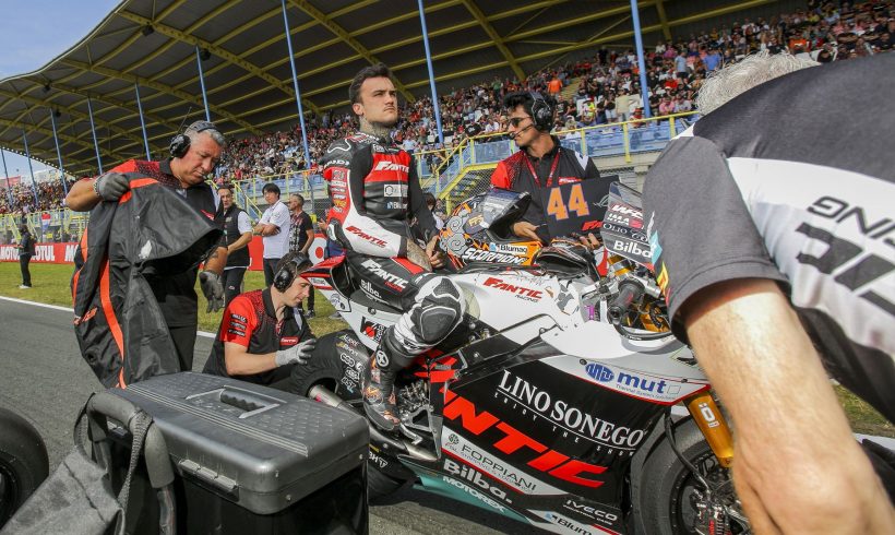 ARÓN TERMINA EL MOTUL TT ASSEN CON CAÍDA Y CERO PUNTOS