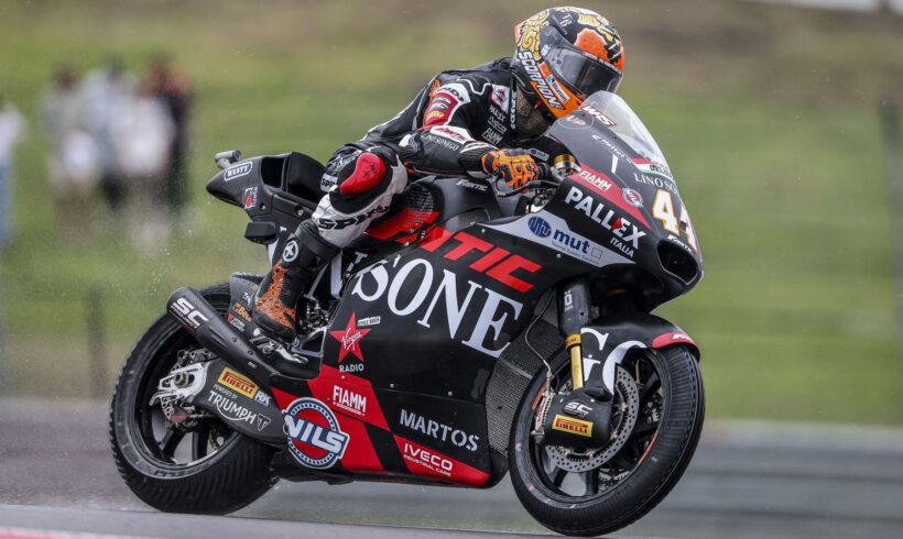 ARÓN SE CLASIFICA PARA LA Q2 DE COTA, UNDÉCIMO EN LA PRACTICE EN UN DÍA COMPLICADO POR LA LLUVIA